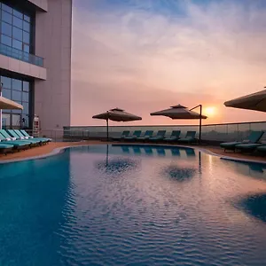 4* מלון Millennium Place Barsha Heights